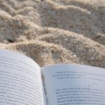 Ein Buch zum Zeugnis vor den Sommerferien – Foto (c) hzv_westfalen_de